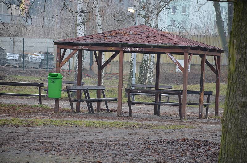 Ve Slaném radnice dětská hřiště neotevře. Pouze venkovní sportoviště.