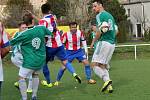 Hostouň (v zeleném) nečekaně padla v Berouně 0:2. 