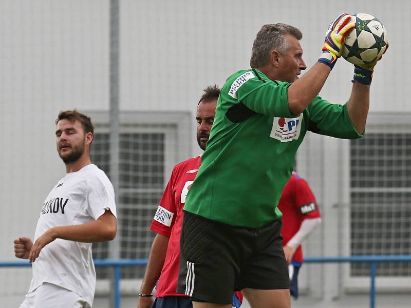 SK Braškov - Internacionálové ČR 3:2. Oslavy 90 let fotbalu na Braškově 