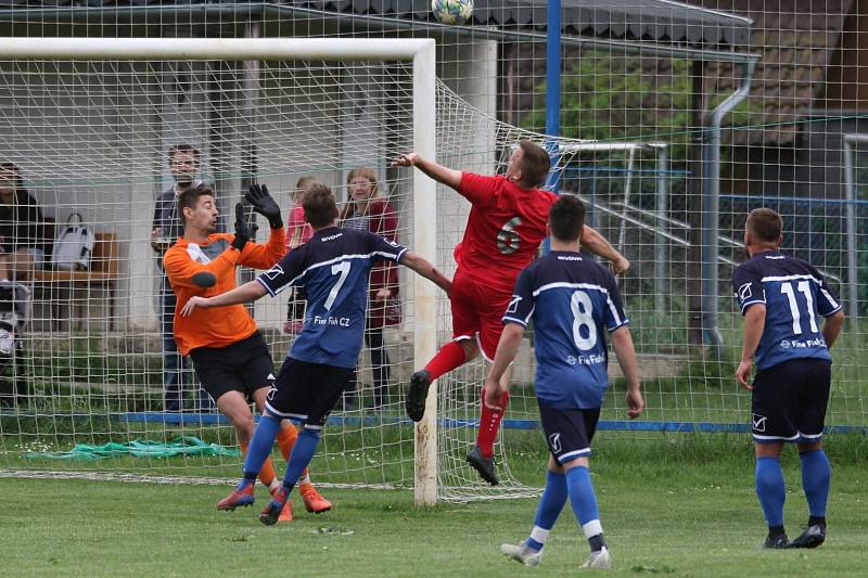 SK Vinařice  - Viktorie Černuc "A" 0:2 (0:0), OP Kladno, 21. 5. 2022