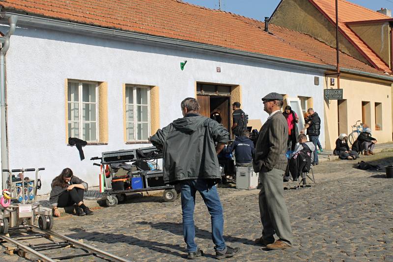 Pro natáčení filmu Zátopek si vybrali filmaři i Velvary.