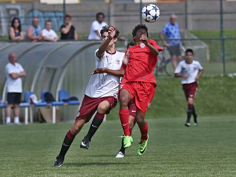 Kladenský pohár 2017. Turnaj pro kategorii U15 proběhl poslední červencový víkend na Stadionu Františka Kloze