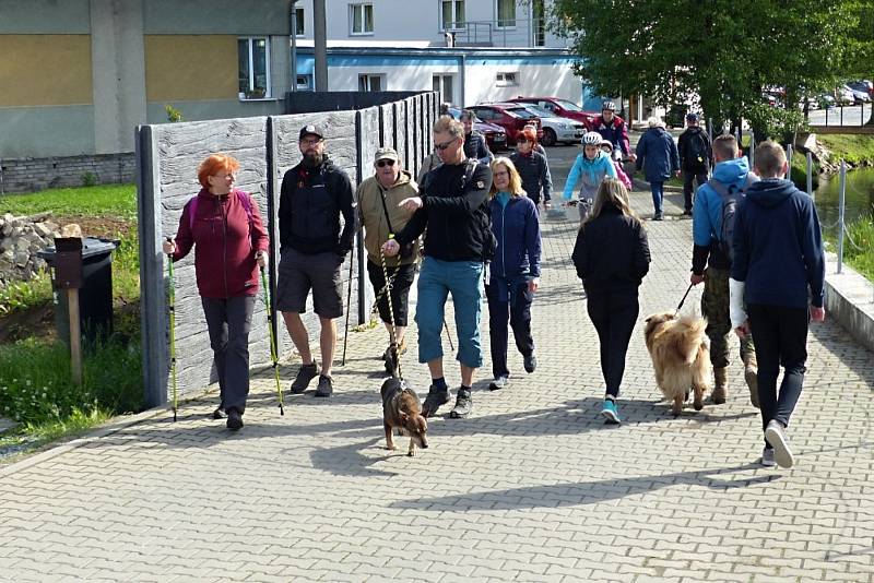 Družecká šlápota byla jubilejní. Dorazily stovky účastníků.