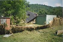 Povodně z roku 2002 v Hýskově.