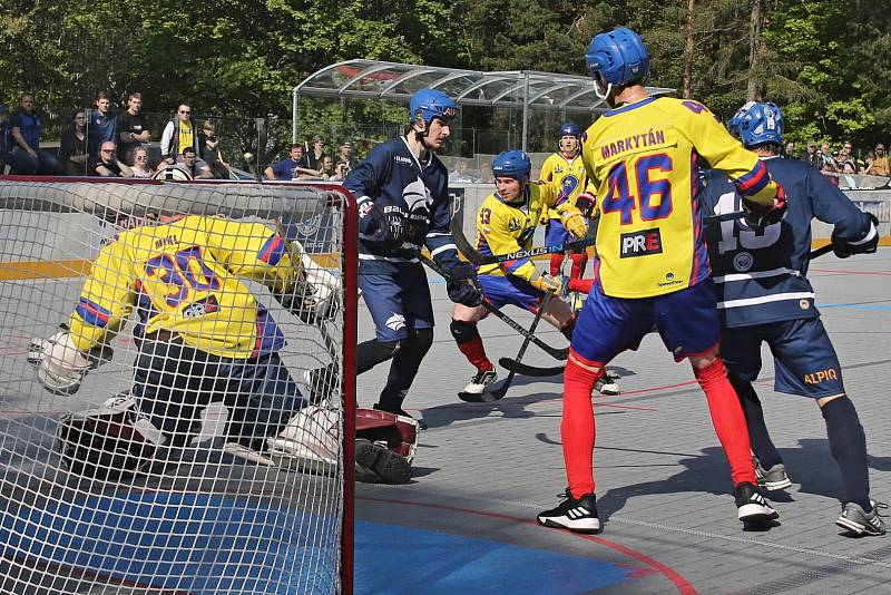 Alpiq Kladno – Kert Praha 0:2  , Kladno 18. 5. 2019, finále Extraligy hokejbalu 2018-9 , Kert vyhrál i třetí zápas a slaví titul.