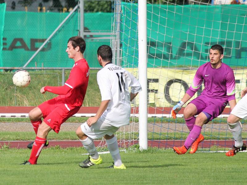 Předkolo MOL Cupu 2016/2017: Sušice (bílé dresy) - Klatovy 0:5