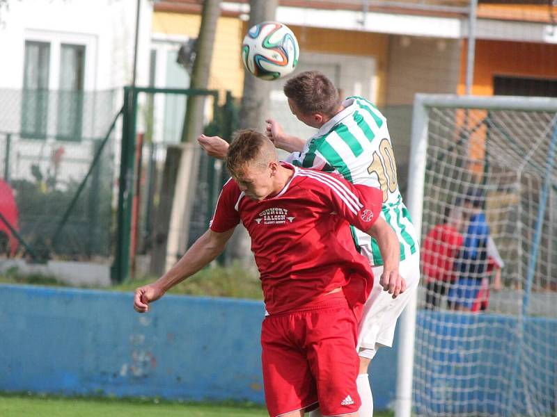 Divize: Klatovy (v červeném) - Malše Roudné 1:1, na PK: 5:3.