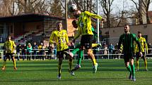 17. kolo FORTUNA divize A: FC Rokycany (zelení) - Přeštice 2:3.