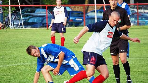 Chanovice (bílé dresy)  - Strážov 1:0