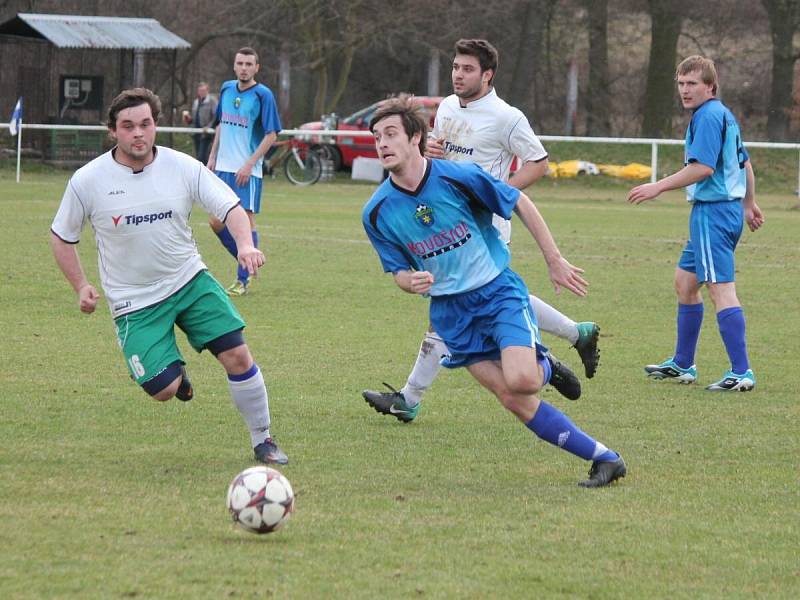 Krajský přebor mužů: Horažďovice (v modrém) - Stod 2:1.