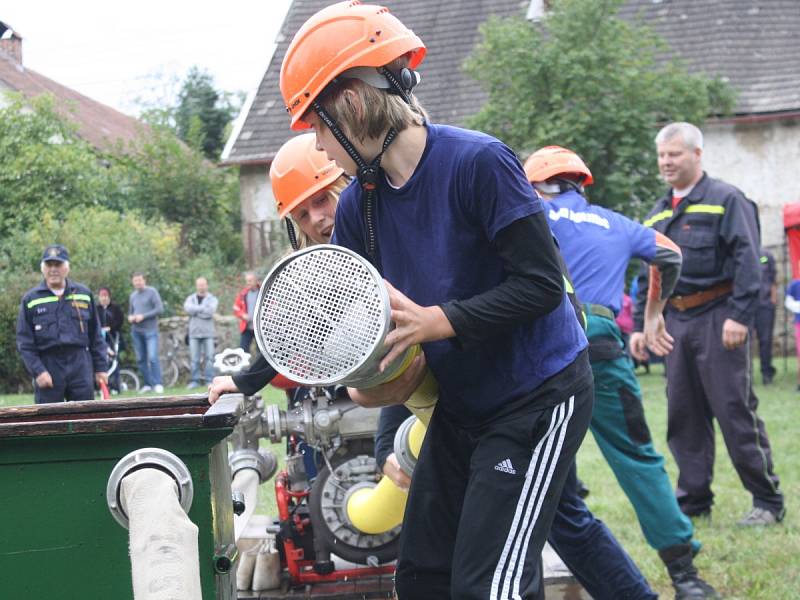 Hasiči v Jindřichovicích 2015.