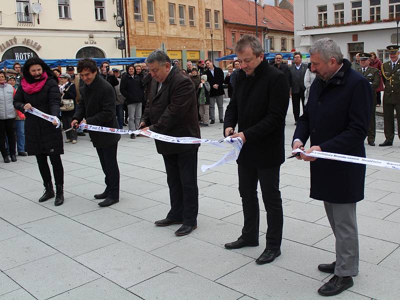 Slavnostní otevření rekonstruovaného náměstí v Horažďovicích.