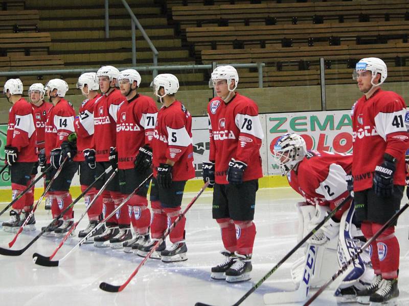 2. liga 2016/2017: SHC Klatovy (červené dresy) - HC Děčín 1:4