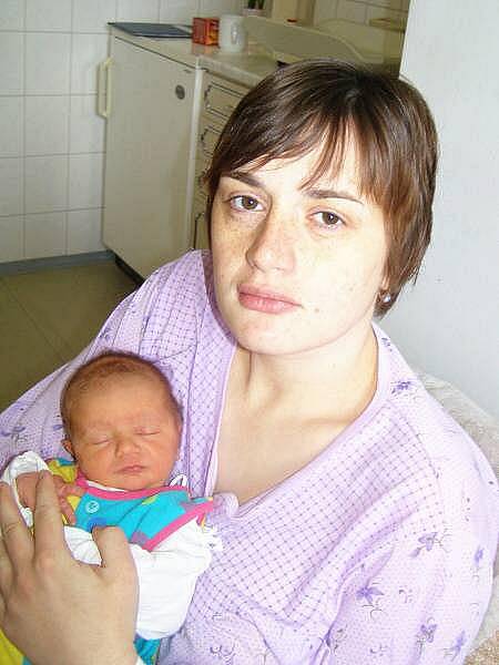Veronika Dražková z Klenové se narodila v klatovské porodnici 13. března ve 4.10 hodin s mírami 3240 gramů a 49 centimetrů. Pohlaví miminka bylo pro rodiče Miroslava a Jitku překvapením.