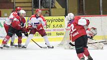 2. liga 2016/2017, osmifinále play-off: SHC Klatovy (červené dresy) - HC Lední Medvědi Pelhřimov 8:3