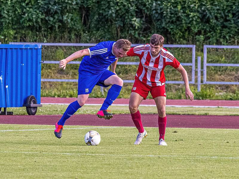 29. kolo I. A třídy: TJ Sušice (modří) - TJ Start Luby 6:1 (3:1).