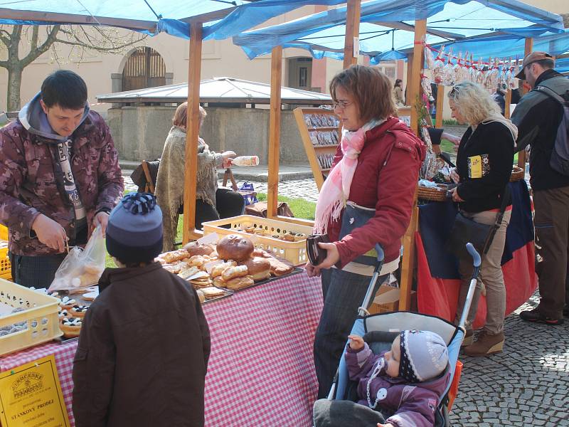 V sobotu 8. dubna se v Horažďovicích konal velikonoční jarmark.