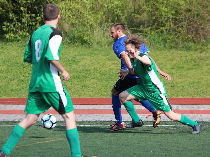 Kapitol liga v malé kopané: Red Dogs - Tady a teď (zelení)