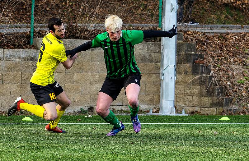 17. kolo FORTUNA divize A: FC Rokycany (zelení) - Přeštice 2:3.