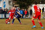 17. kolo FORTUNA divize A: Slavoj Mýto (modří) - SK Klatovy 1898 3:1 (1:0).