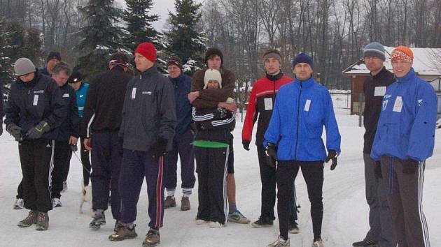 Ve Velkých Hydčicích se konal poslední den v roce 14. ročník tradičního silvestrovského běhu.