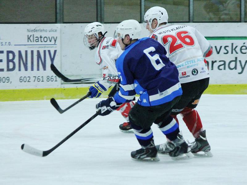 Liga juniorů: HC Klatovy (bílé dresy) - TJ Baník Most 11:4