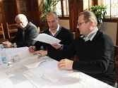 Podpis smlouvy mezi HC Klatovy a HC Škoda Plzeň.