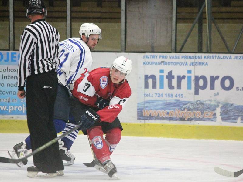 2. liga 2016/2017: SHC Klatovy (červené dresy) - HC Děčín 1:4