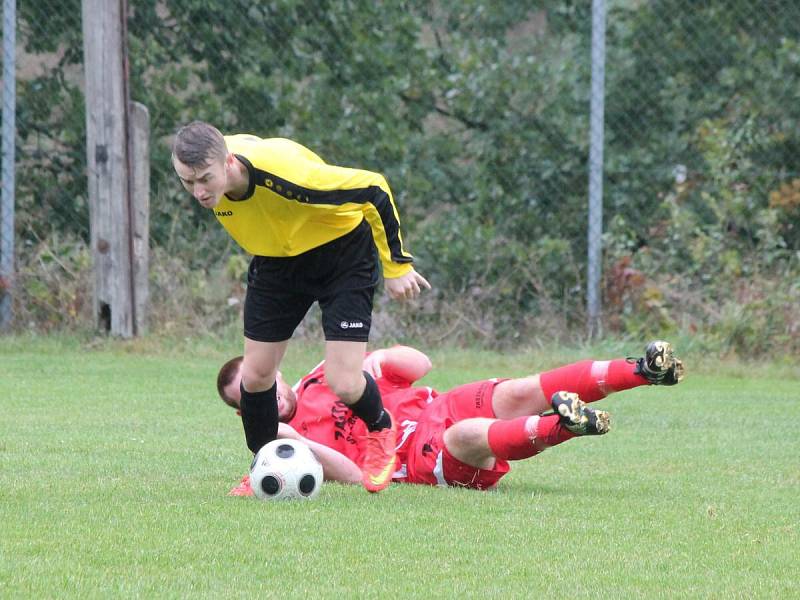 III. třída 2016/2017: Zavlekov (červené dresy) - Janovice B 4:0