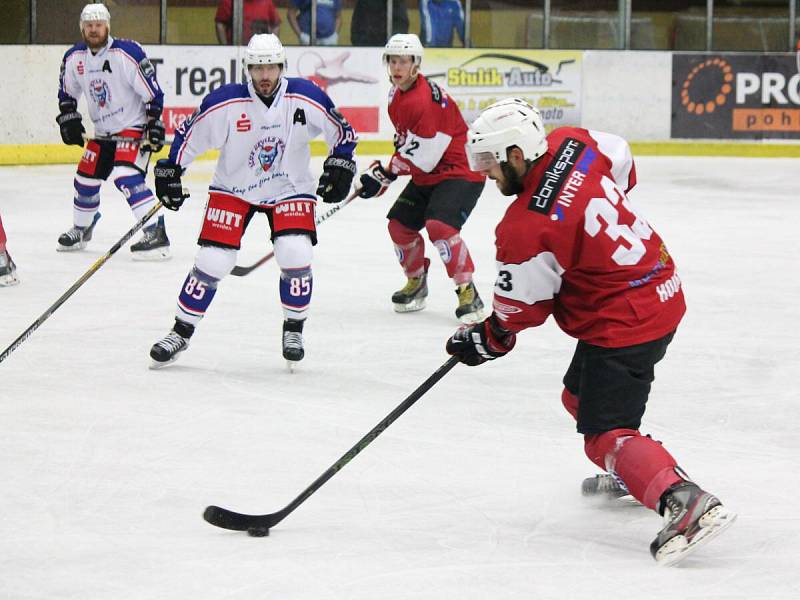 Přípravný zápas 2016: SHC Klatovy (červené dresy) - 1. EV Weiden 7:1