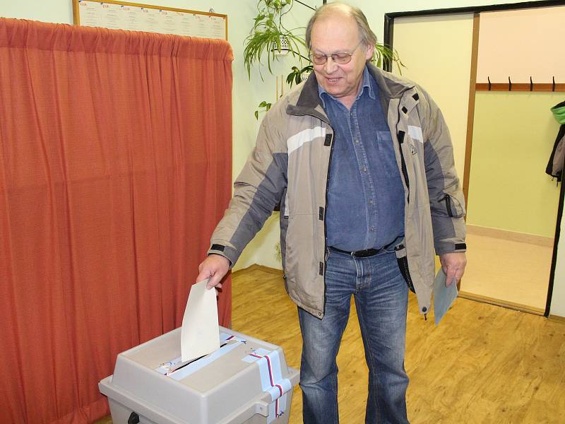Druhý den prezidentských voleb na Šumavě.