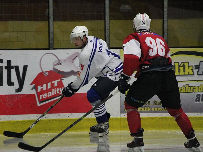 2. liga 2016/2017: SHC Klatovy (červené dresy) - HC Děčín 1:4