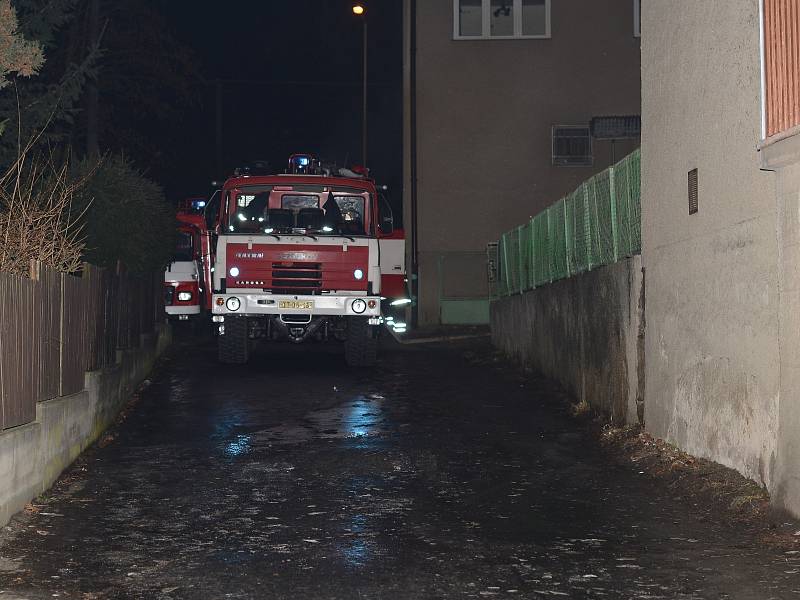 Požár domu vyhnal nájemníky