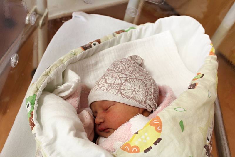 Eliška Koutníková z Oprechtic se narodila v klatovské porodnici 24. července ve 22:38 hodin (2660 g, 48 cm). Pohlaví svého prvorozeného miminka věděli rodiče Jana a Jakub dopředu.