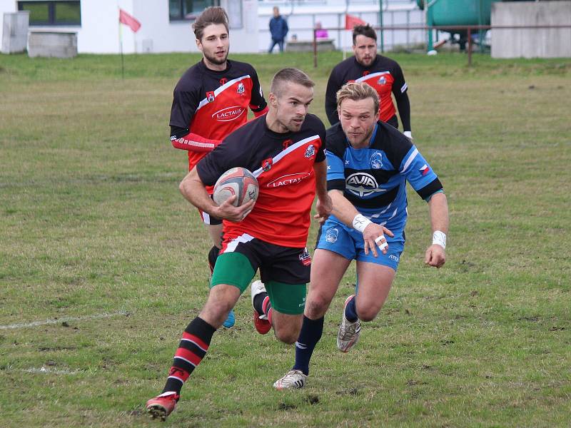 Rugby Šumava Nýrsko (na archivním snímku hráči v oranžových dresech).