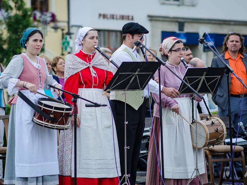 Folklorní vystoupení v Sušici.