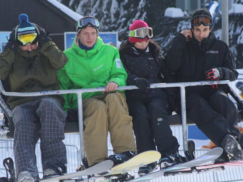 Zahájení lyžařské sezony na Šumavě. Ski areál Špičák 8. 12. 12