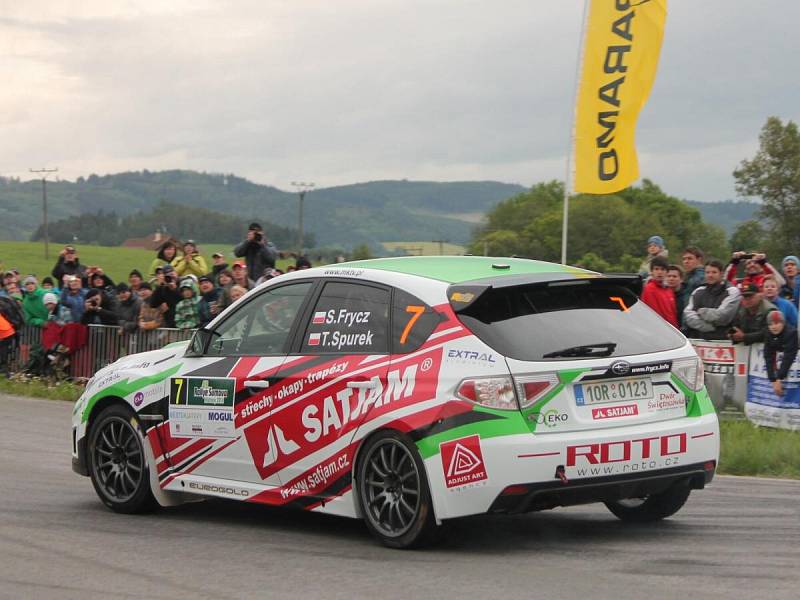 Jako první absolvovaly posádky 49. Rallye Šumava Klatovy tradiční Klatovský okruh.