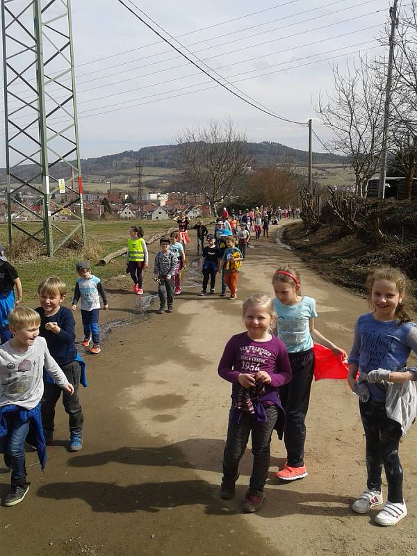 Odemykání studánky v Sušici.