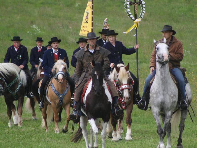 Jízda sv. Linharta v Uhlišti 2012