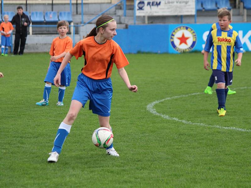 Okresní přebor mladších žáků 2016/2017 : Měčín (oranžové dresy) - Sušice B 1:13