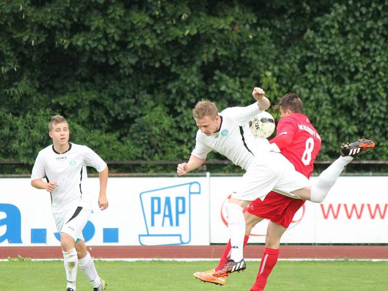 Předkolo MOL Cupu 2016/2017: Sušice (bílé dresy) - Klatovy 0:5