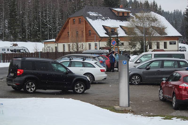 Šumava první víkend po rozvolnění a otevření okresů.