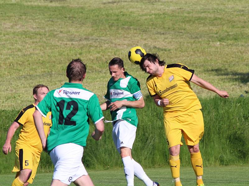 Fotbal, okresní přebor: Bolešiny (žlutí) - Sušice B