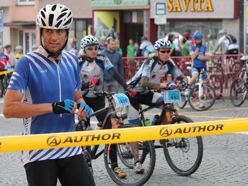 Král Šumavy 2016: Start závodu na 105 km