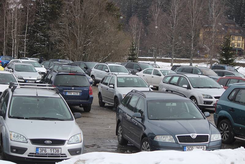 Šumava první víkend po rozvolnění a otevření okresů.