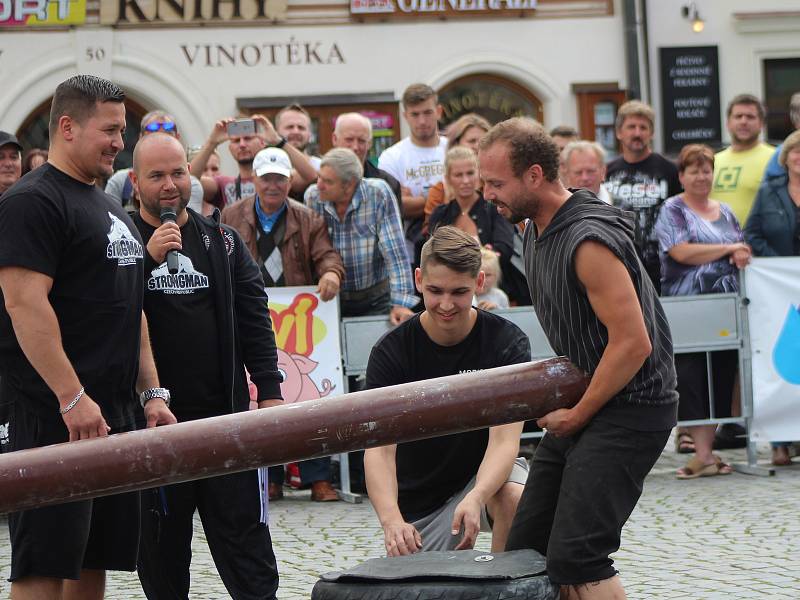 V sobotu se konal závod strongmanů v Sušici.