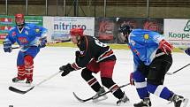 Šumavská liga amatérského hokeje: AHC Gladiators (černé dresy) - HC 2009 Nýrsko 11:3