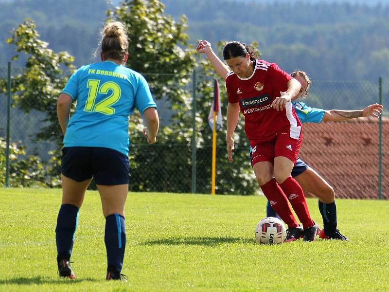 1. kolo divize C ženy: TJ Calofrig Borovany – SK Klatovy 1898 (na snímku fotbalistky v červených dresech) 2:7