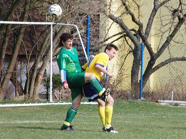 Měčín (žluté dresy) - Žichovice 2:1